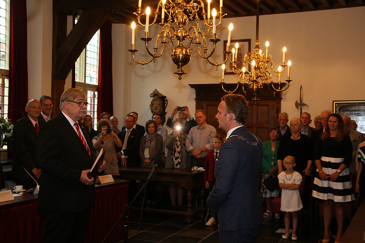 Pieter Verhoeve herbenoemd als burgemeester