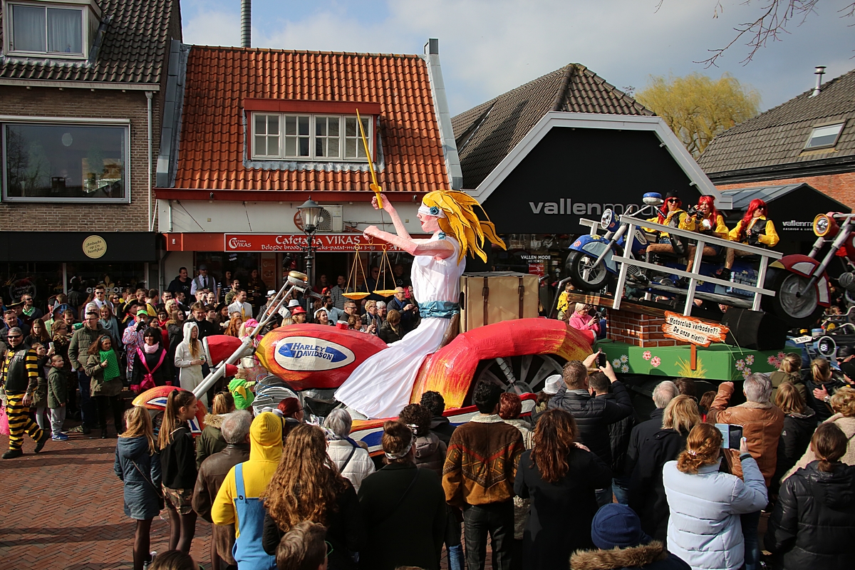 Feest in Harmelen, het is carnaval!